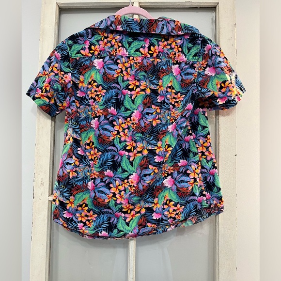 Amongst Others <Small> - Picture 2 of 2